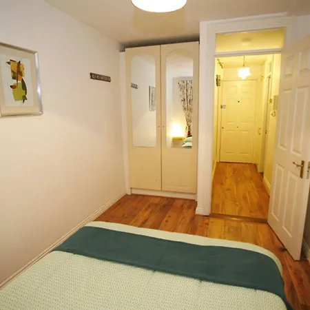 Short Let Direct - St Augustine St D8 *